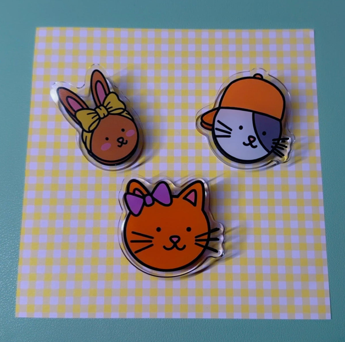 3 character paper clips